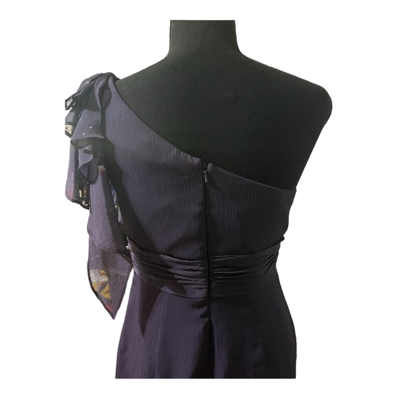 DAVID's  BRIDAL One Shoulder Dress Size: 4 SKU:O1-DBD - Picture 7 of 9